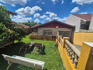 Residência térrea no Pinheirinho – ampla, completa e com espaço para piscina 6