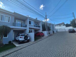 Sobrado duplex em condomínio no Uberaba – completo e bem localizado 4