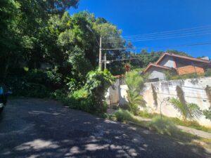Terreno no Barreirinha – ideal para construtores com projeto aprovado 4